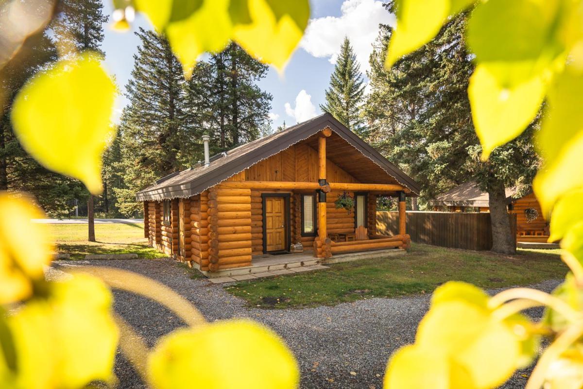 Castle Mountain Chalets Castle Junction Exterior foto